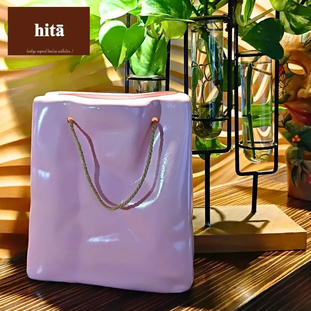 Clay Tote Ceramic Bag Vase (Blush Pink)